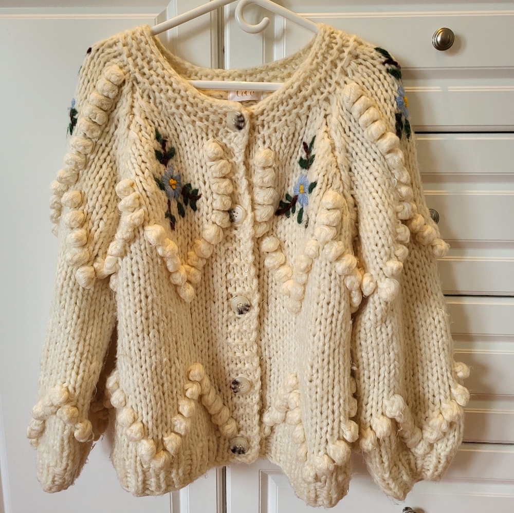 Cece Monica hibbs little white house sweater as seen on jillian harris